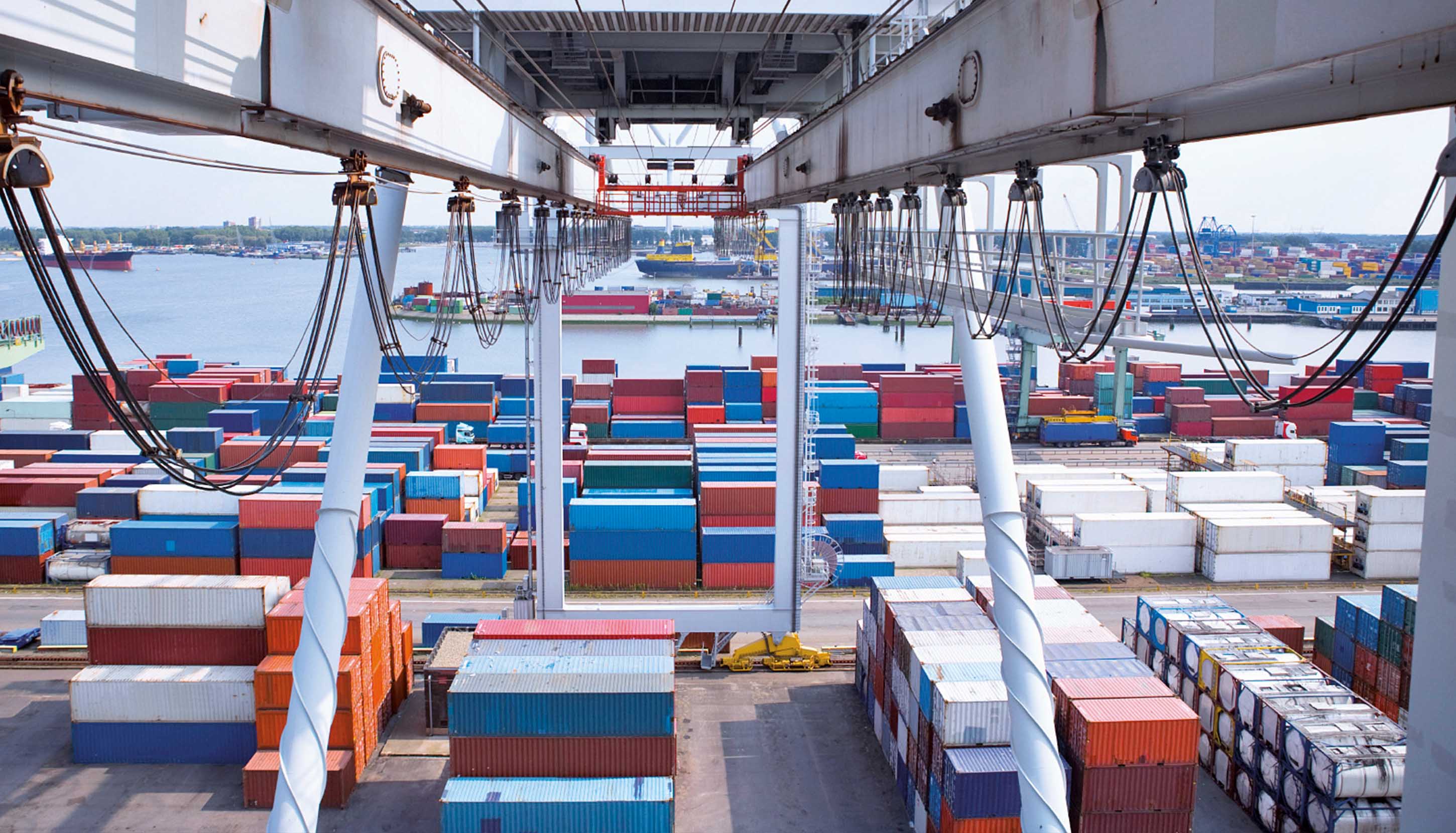 Container shortage Why does the current container shortage happen